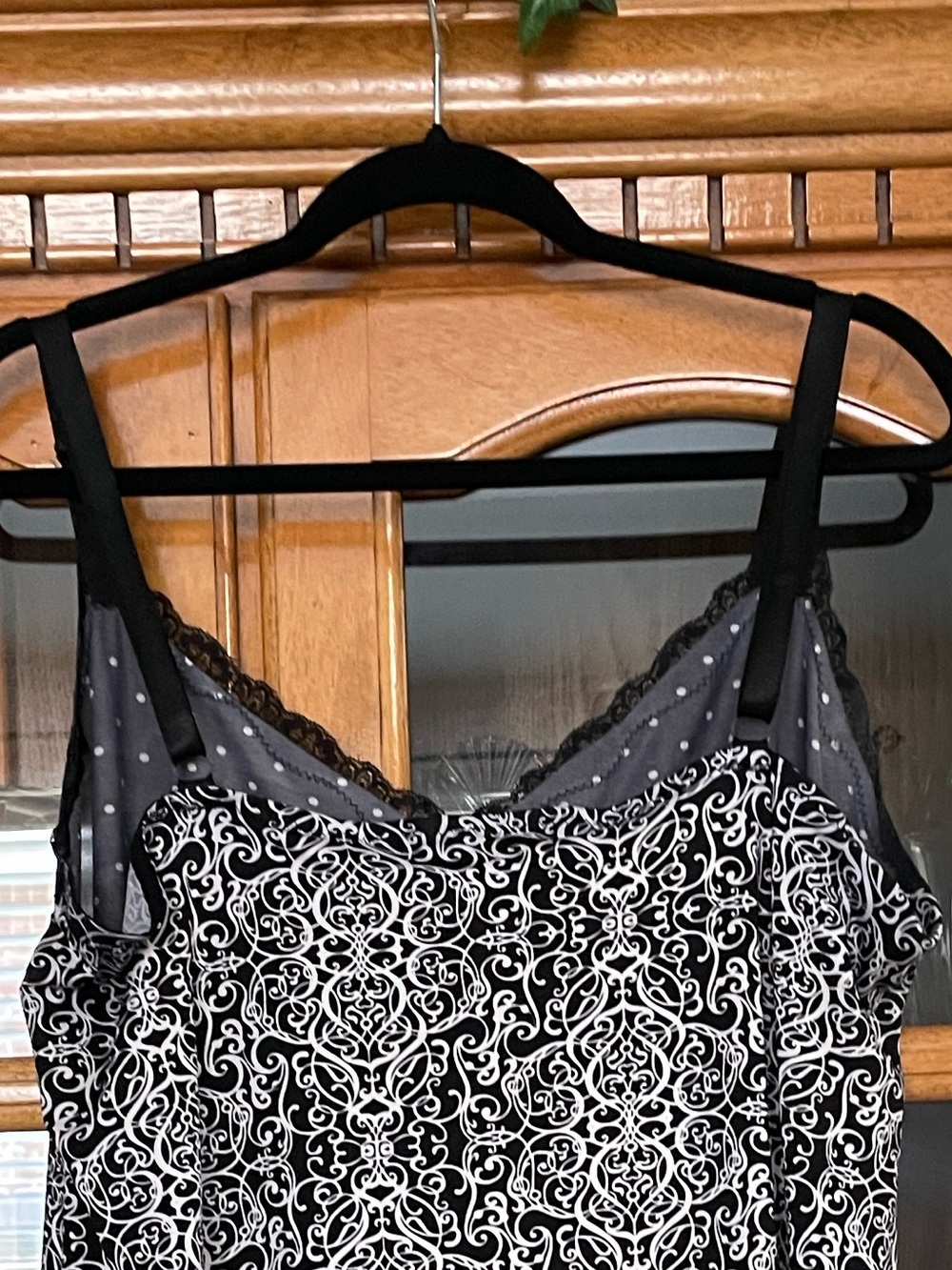 DELTA BURKE plus SZ 3X Black & White Printed Slip gown w front lace adj straps - Picture 9 of 10